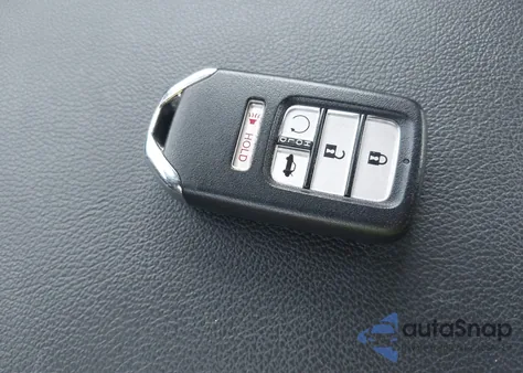 2019 Honda Accord Hybrid Touring z USA, uszkodzony, nr VIN 1HGCV3F98KA001286